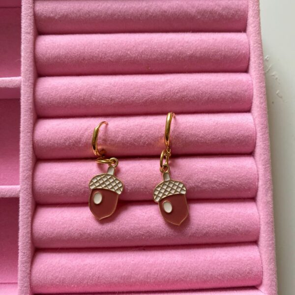 Boucles d’oreilles noisettes